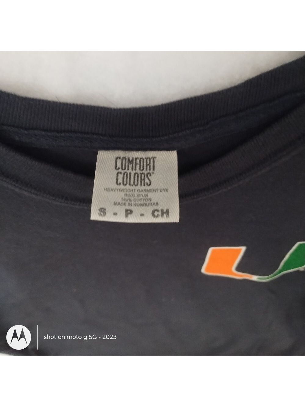 Miami Hurricanes Black t Shirt, Canes "U" On Front,Canes Graffics On Back - Picture 4 of 5